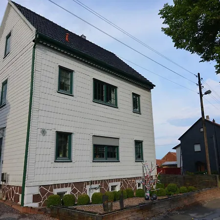 Charming Forest Escape For Two 公寓