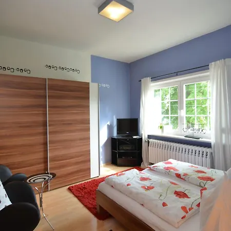 Charming Forest Escape For Two Apartmán Langewiesen